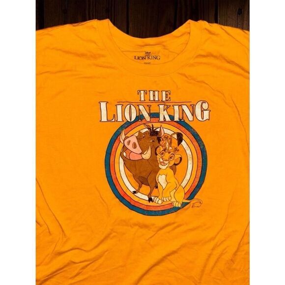 Disney’s The Lion King Women’s 2X Hakuna Matata Long Sleeve Cropped T-shirt EUC - Picture 4 of 9